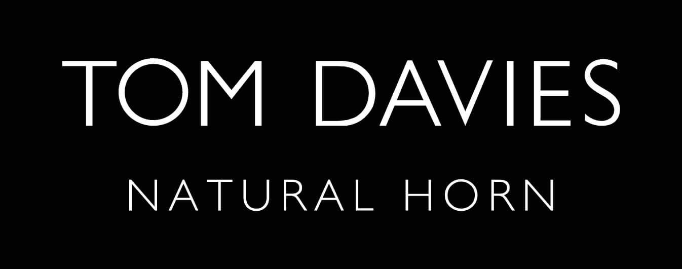 {008}TOM DAVIES NATURAL HORN logo Tom Davies Logo