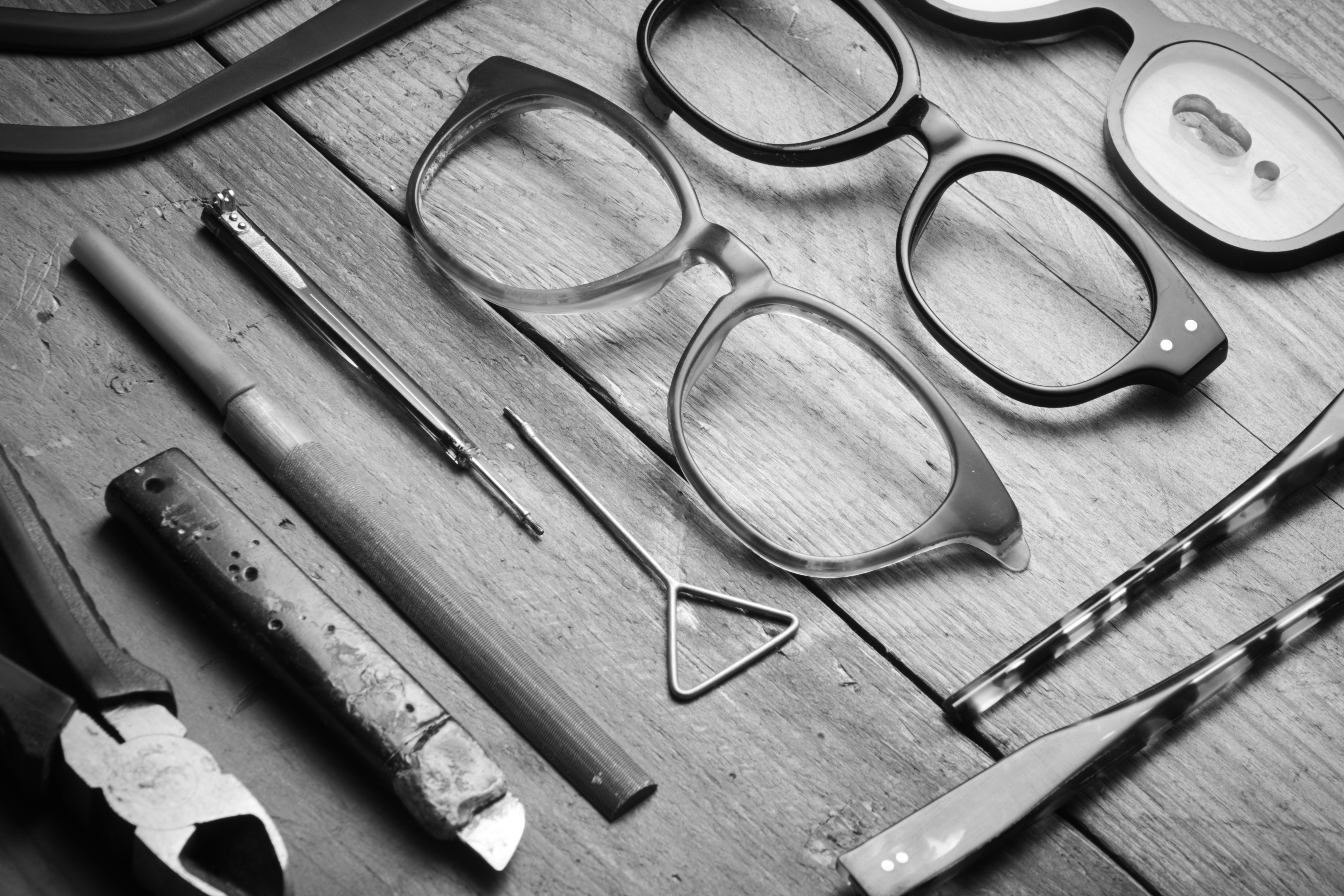 {015}Handmade workbench Handmade Crafted Eyewear Frames